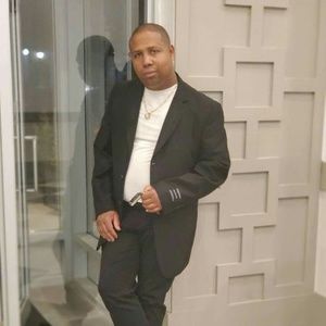 Meet your Posher, Linton